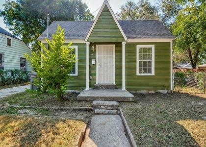 3902 Kenilworth Street - Photo 1