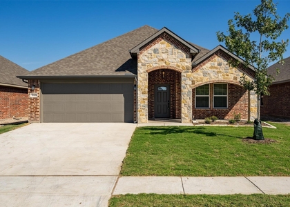 908 Tippit Lane - Photo 1