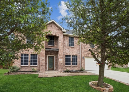 320 Mesa Verde Way - Photo 1
