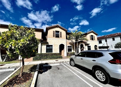 10490 W 33rd Way - Photo 1