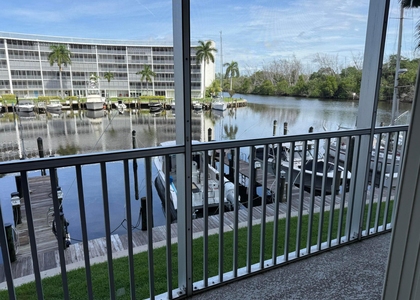 1537 E Hillsboro Boulevard - Photo 1