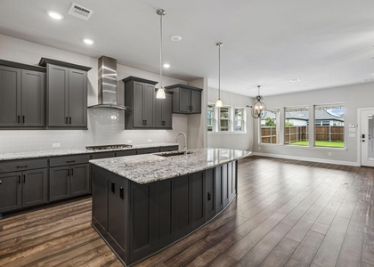4717 Beaver Creek Drive - Photo 1