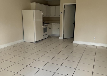 1431 Sw 44th Terrace - Photo 1