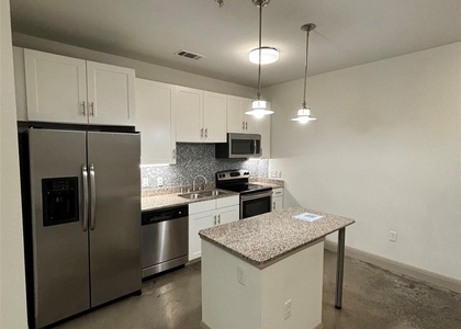 801 N Bishop Avenue - Photo 1