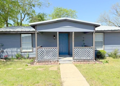2925 Janet Drive - Photo 1