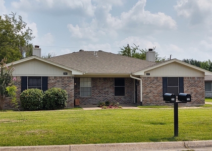 707 Bluebonnet Drive - Photo 1