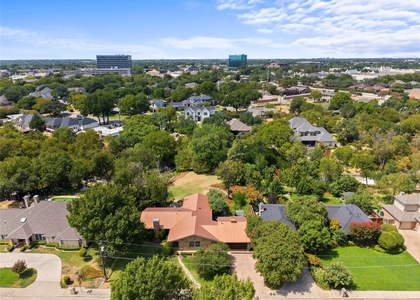 7105 Winding Creek Road - Photo 1