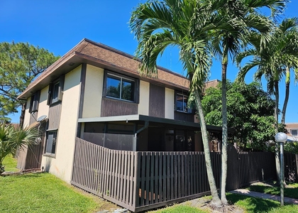 2148 Sherwood Forest Boulevard - Photo 1