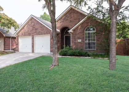 5516 Amber Way - Photo 1