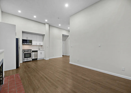 121 Madison Avenue - Photo 1