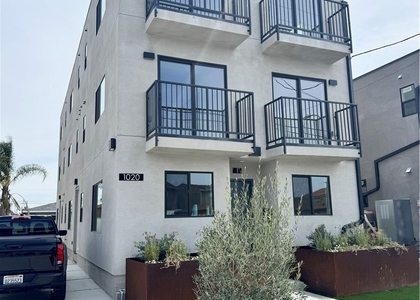 1020 Pioneer - Photo 1