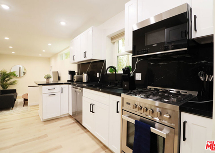 9040 Phyllis Avenue - Photo 1