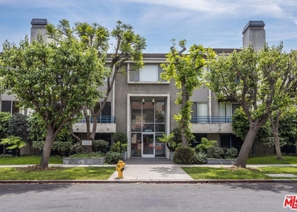10932 Morrison Street - Photo 1