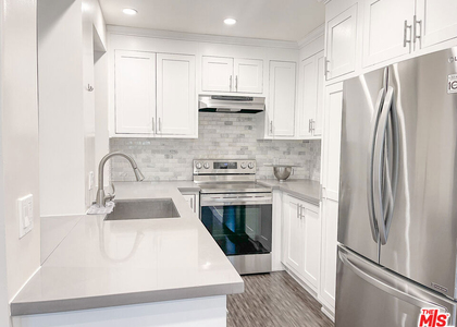 1117 S Bedford Street - Photo 1
