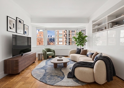 205 E 63rd Street - Photo 1