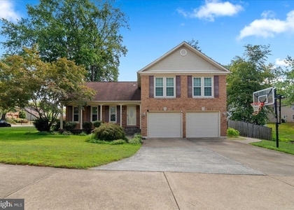 9303 Macswain Place - Photo 1
