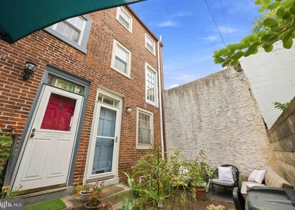725 Pemberton Street - Photo 1