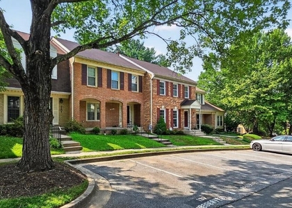 9205 Gatewater - Photo 1