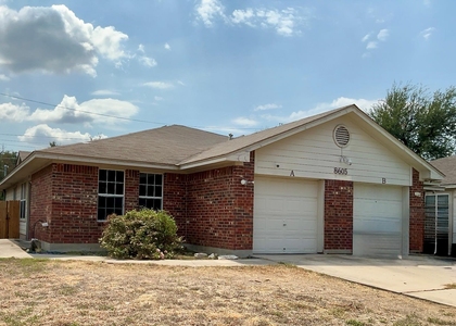 8605 Talyne Chaise Cir - Photo 1