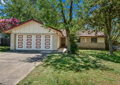 514 Chihuahua Trl - Photo 1
