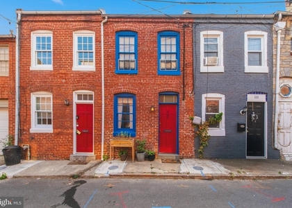 402 S Dallas Street - Photo 1