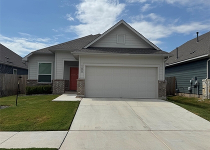 105 Sorghum Dr - Photo 1