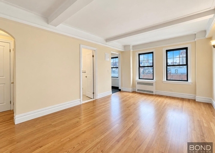 95 Christopher Street - Photo 1