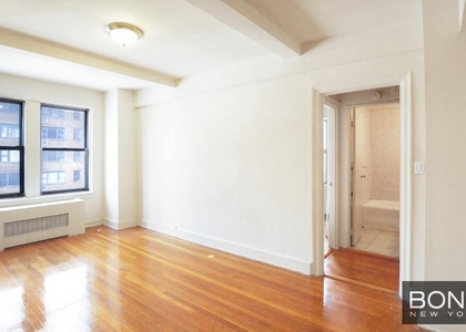 301 East 38th Street - Photo 1