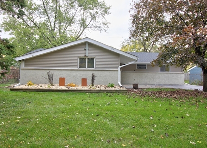 153 W Briarcliff Road - Photo 1
