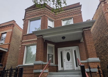 1318 N Homan Avenue - Photo 1