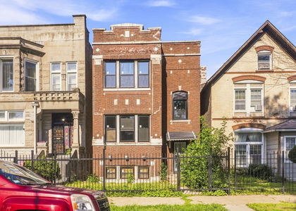 2112 S Drake Avenue - Photo 1