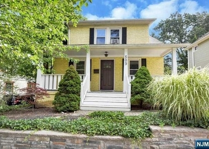 509 Farview - Photo 1