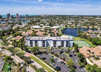 555 Park Shore Drive - Photo 1