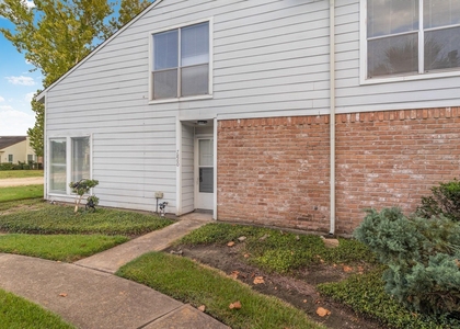 7860 Green Lawn Drive - Photo 1