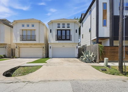 2513 Detering Street - Photo 1