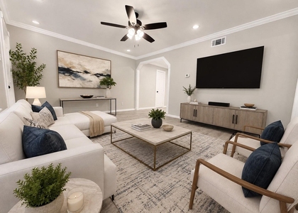 218 W 15th Street - Photo 1