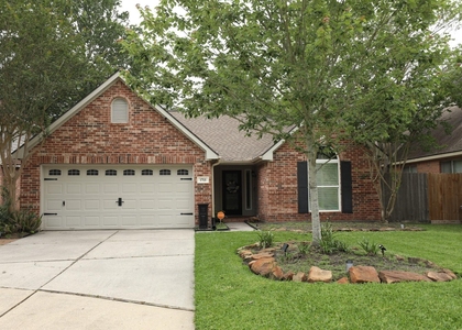 1715 Red Oak Terrace - Photo 1