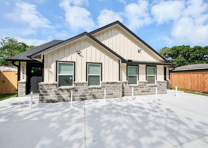 7066 Villa Street - Photo 1