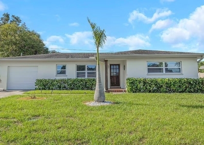 1579 Elizabeth Lane - Photo 1