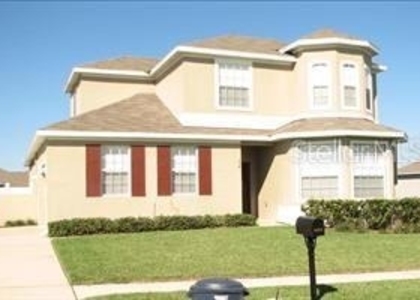 554 Hiawatha Palm Place - Photo 1