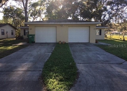 410 N Hill Avenue - Photo 1