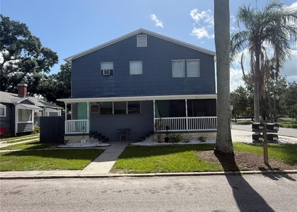937 15th Street W - Photo 1