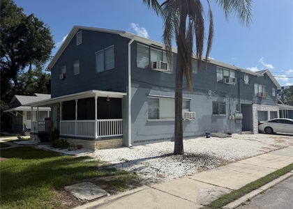 937 15th Street W - Photo 1