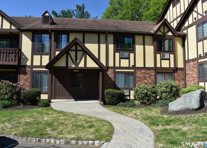 24 Teresa Place - Photo 1