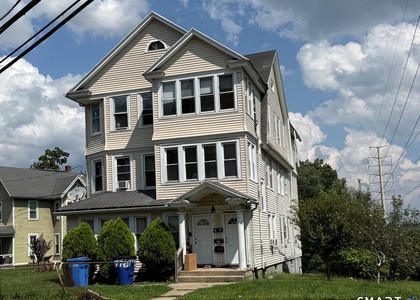 195 Highland Avenue - Photo 1