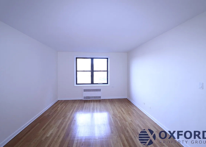 34-15 Parsons Boulevard - Photo 1