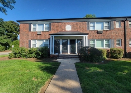 419 Pitney Pl - Photo 1