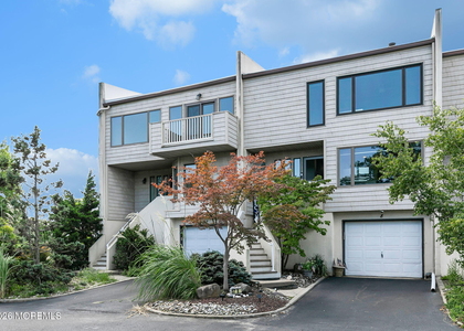 57 Bridgewaters Drive - Photo 1