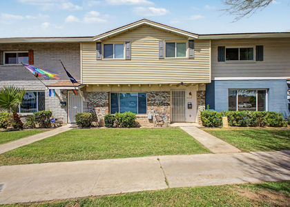 4522 N 15th Avenue - Photo 1