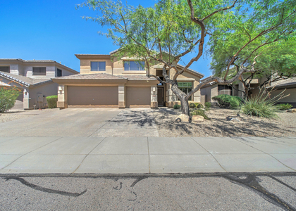 6410 E Carolina Drive - Photo 1